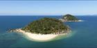 Bowen and Hudson Islands - QLD (PBH4 00 14129)